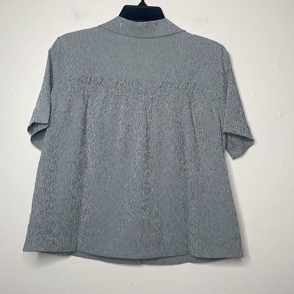 Athleta Short Sleeve Button down Shirt Size XS - Picture 9 of 11